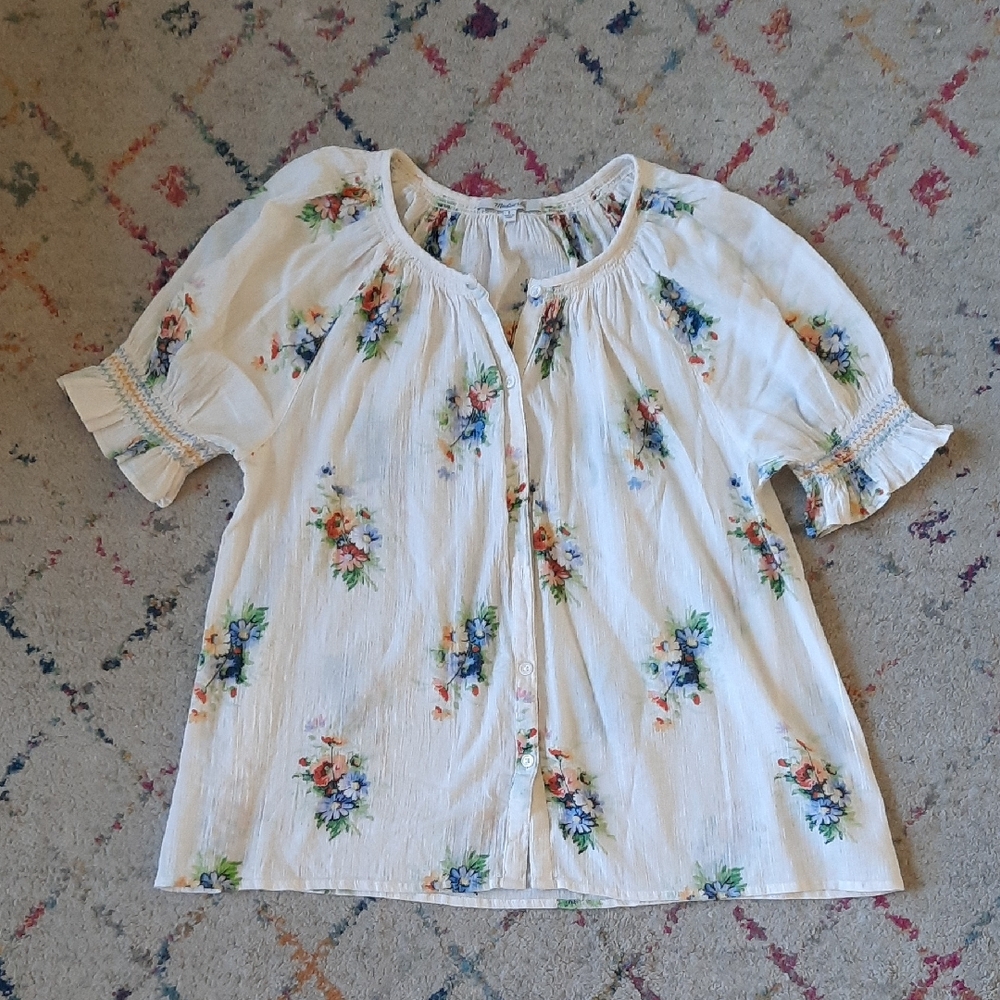 Madewell Floral Smocked Top Buttok Front Small